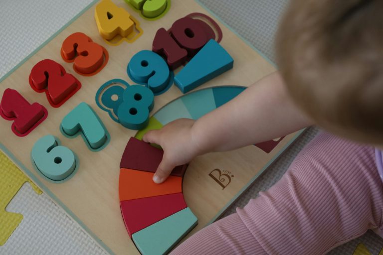 Co dělat, když dítě nemluví? Kdy zpozornět a kdy si ještě nedělat starosti